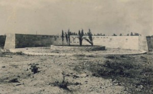 המצור-אנדרטה