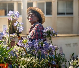 פסל או אדם? אריק סיוון שבועות