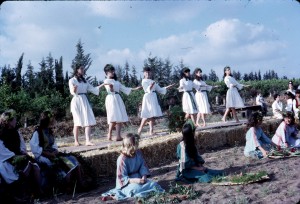 מחול הכוהנות - חג הביכורים