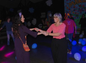 %d7%a4%d7%95%d7%a8%d7%99%d7%9d-%d7%97%d7%91%d7%a8%d7%99%d7%9d-%d7%a7%d7%a9%d7%aa-%d7%91%d7%a2%d7%a0%d7%9f-2015-%d7%a6%d7%99%d7%9c%d7%9d-%d7%90%d7%9c%d7%93%d7%93-%d7%95%d7%a8%d7%93%d7%99-%d7%9e%d7%99