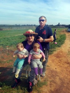 טו בשבט ניווט בפרדס צילמה גילי הדר ינואר 2016 משפחת הדר)