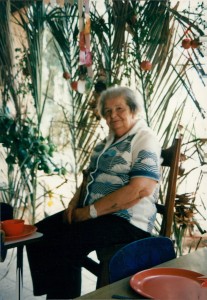 חיה פלושניק