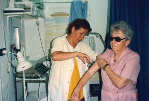 דבורה פיינברג במרפאה