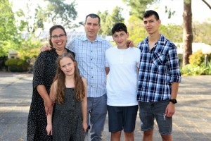 רעזנן רז משפחה