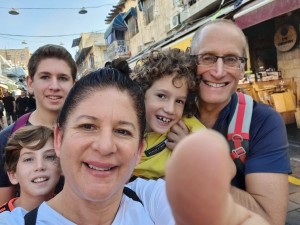 נירי, תניה, סהר, יובל וזיו רטר